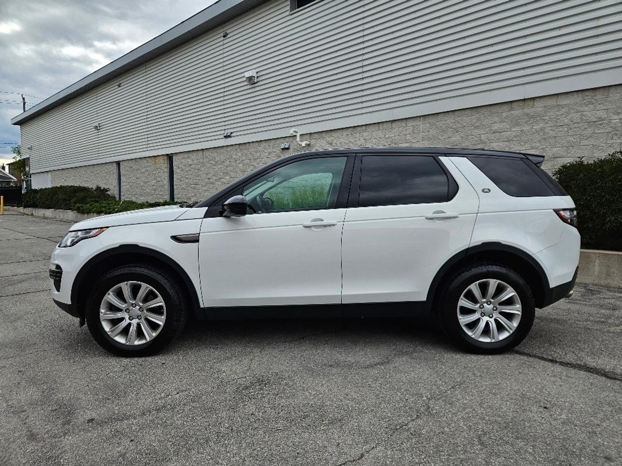 2019 Land Rover Discovery Sport SE 4WD-LEATHER-MOON ROOF-CERTFIED Photo