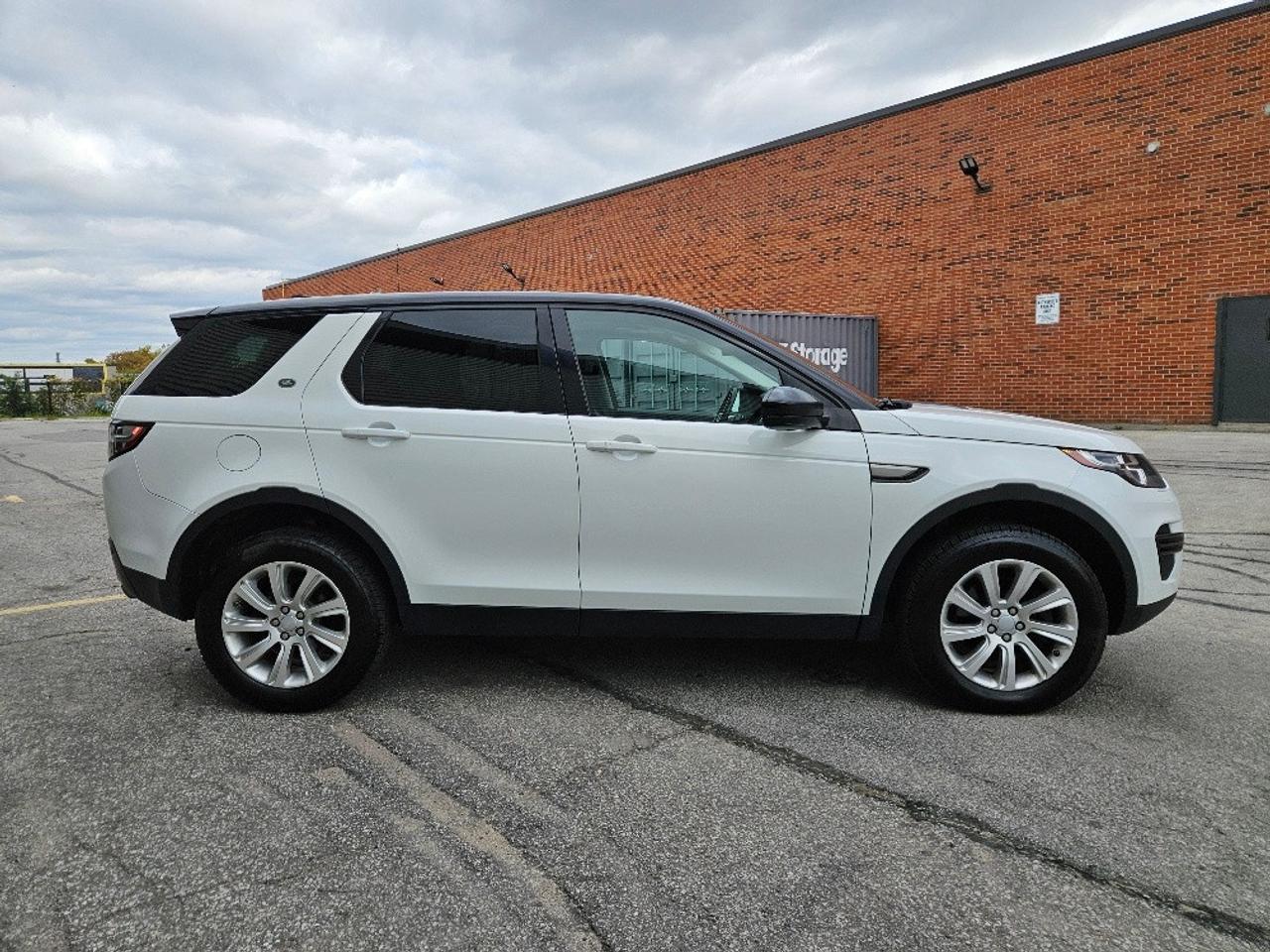 2019 Land Rover Discovery Sport SE 4WD-LEATHER-MOON ROOF-CERTFIED Photo