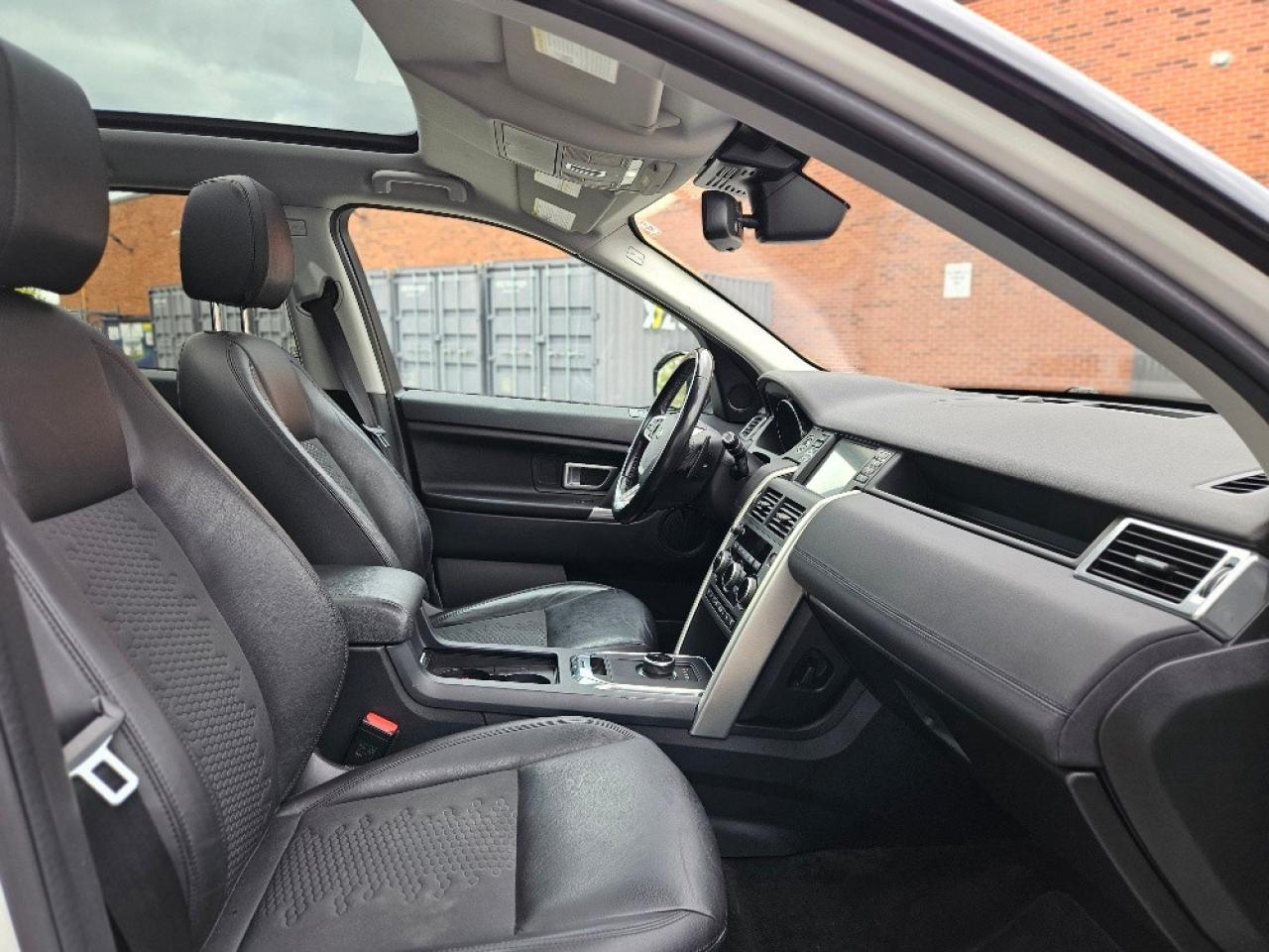 2019 Land Rover Discovery Sport SE 4WD-LEATHER-MOON ROOF-CERTFIED Photo