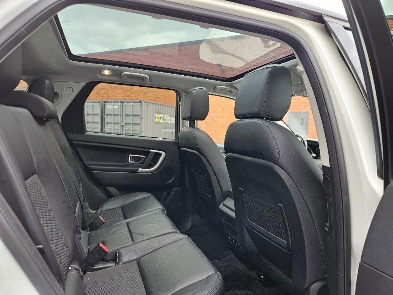 2019 Land Rover Discovery Sport SE 4WD-LEATHER-MOON ROOF-CERTFIED Photo