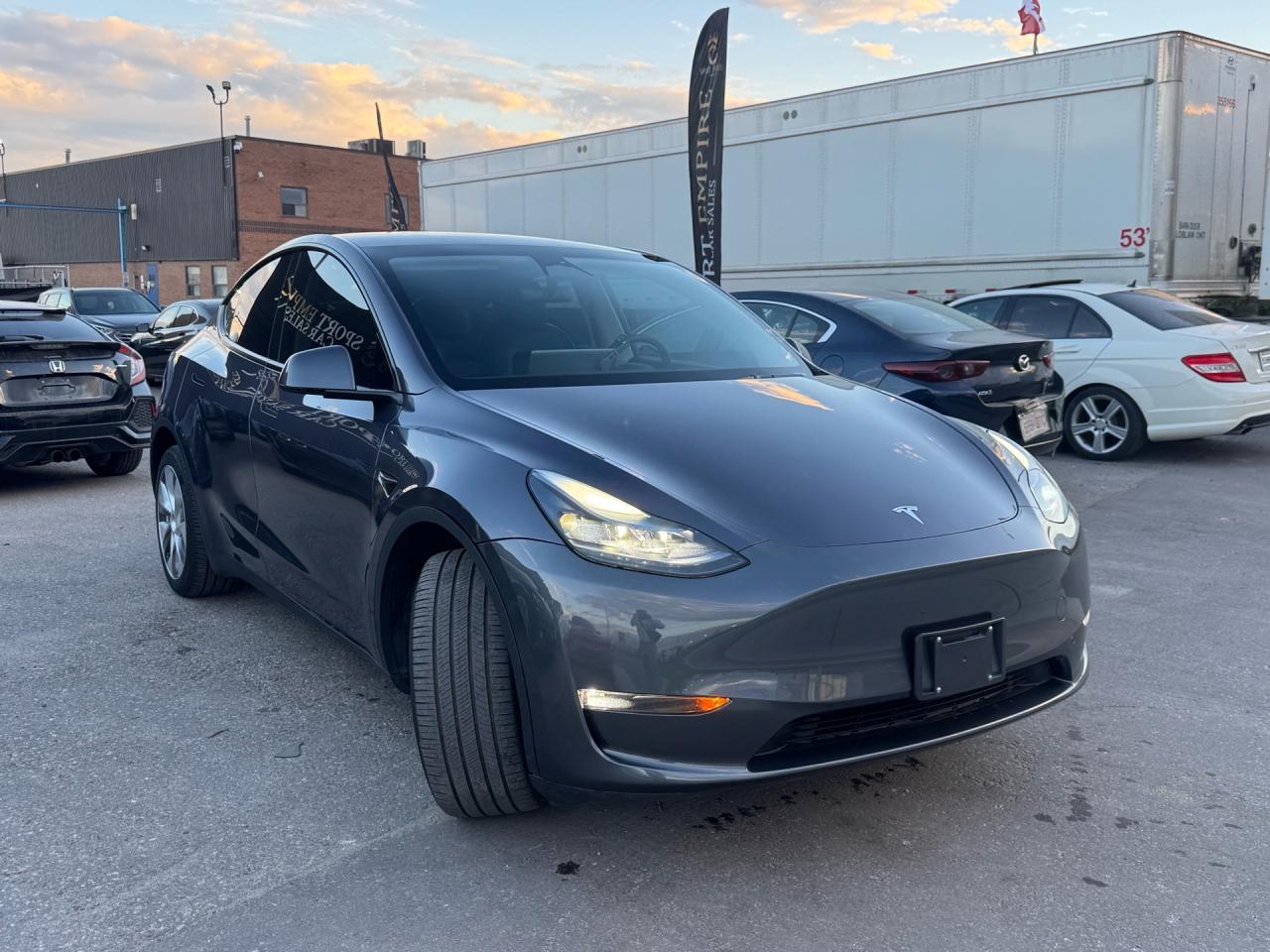 2023 Tesla Model Y Long Range AWD - Photo #4