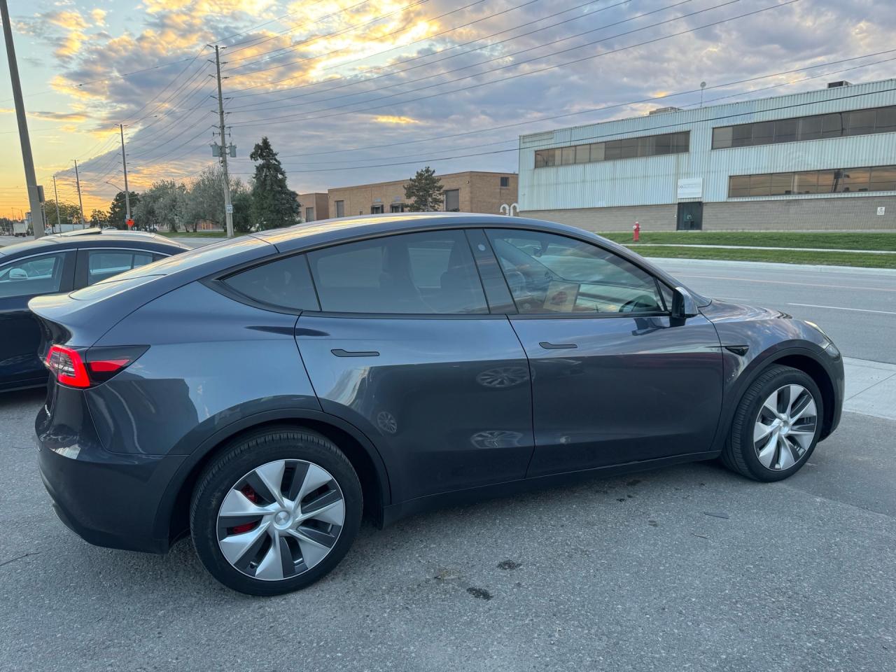 2023 Tesla Model Y Long Range AWD - Photo #10