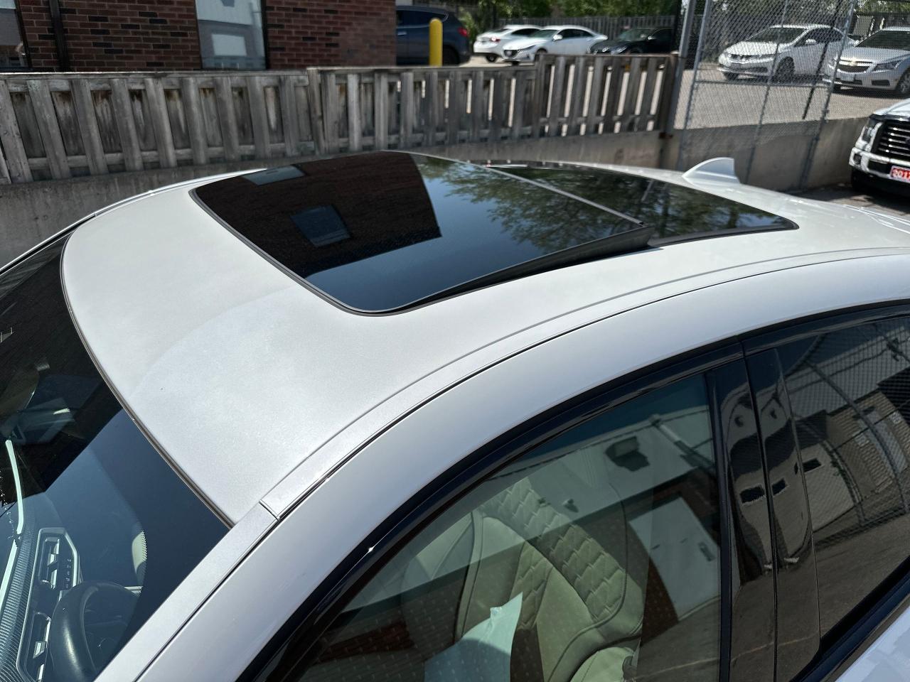 2023 BMW X6 Excellence Pkg | Merino | M Carbon | Sky Lounge ++ Photo8