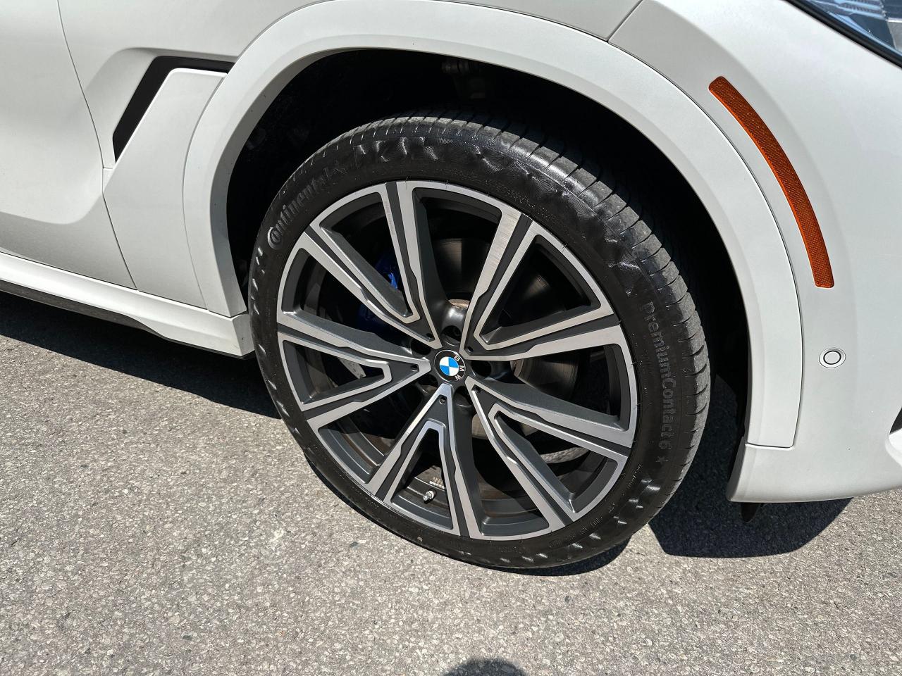 2023 BMW X6 Excellence Pkg | Merino | M Carbon | Sky Lounge ++ Photo11