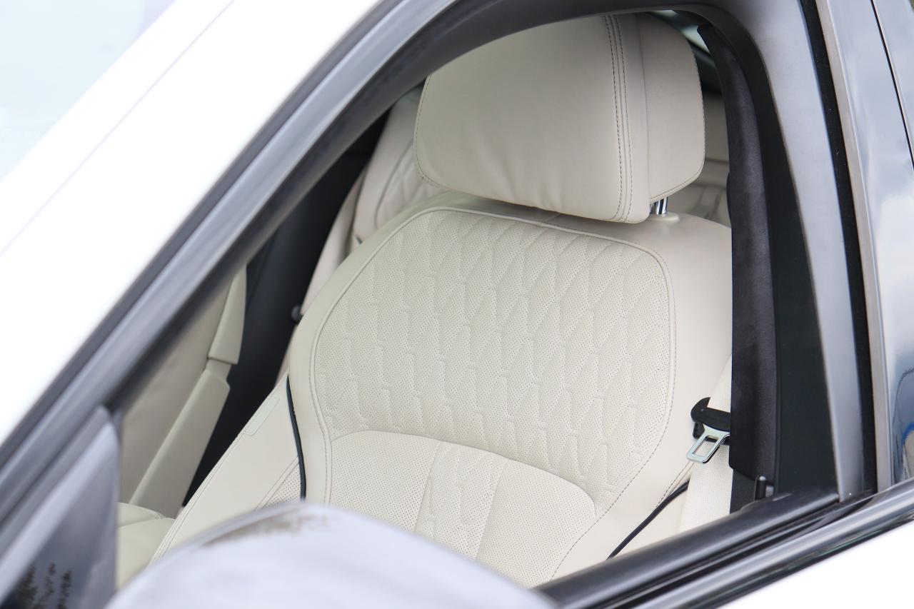 2023 BMW X6 Excellence PKG | Clean Carfax | Factory Warranty++ Photo20