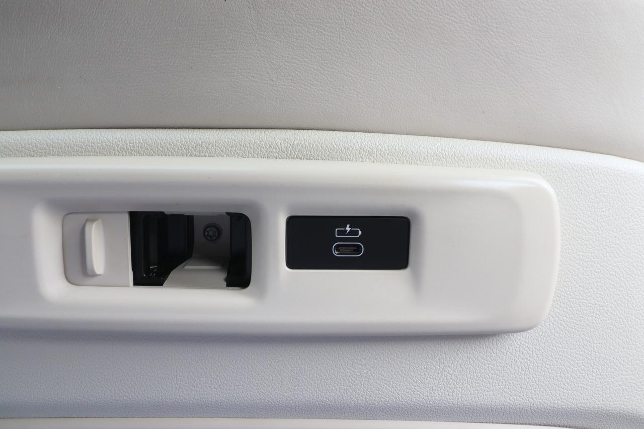 2023 BMW X6 Excellence PKG | Clean Carfax | Factory Warranty++ Photo101