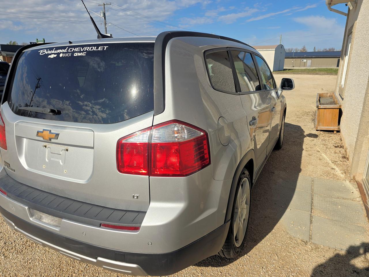 2012 Chevrolet Orlando 7 Pass, Sunroof, Bluetooth - Photo #16