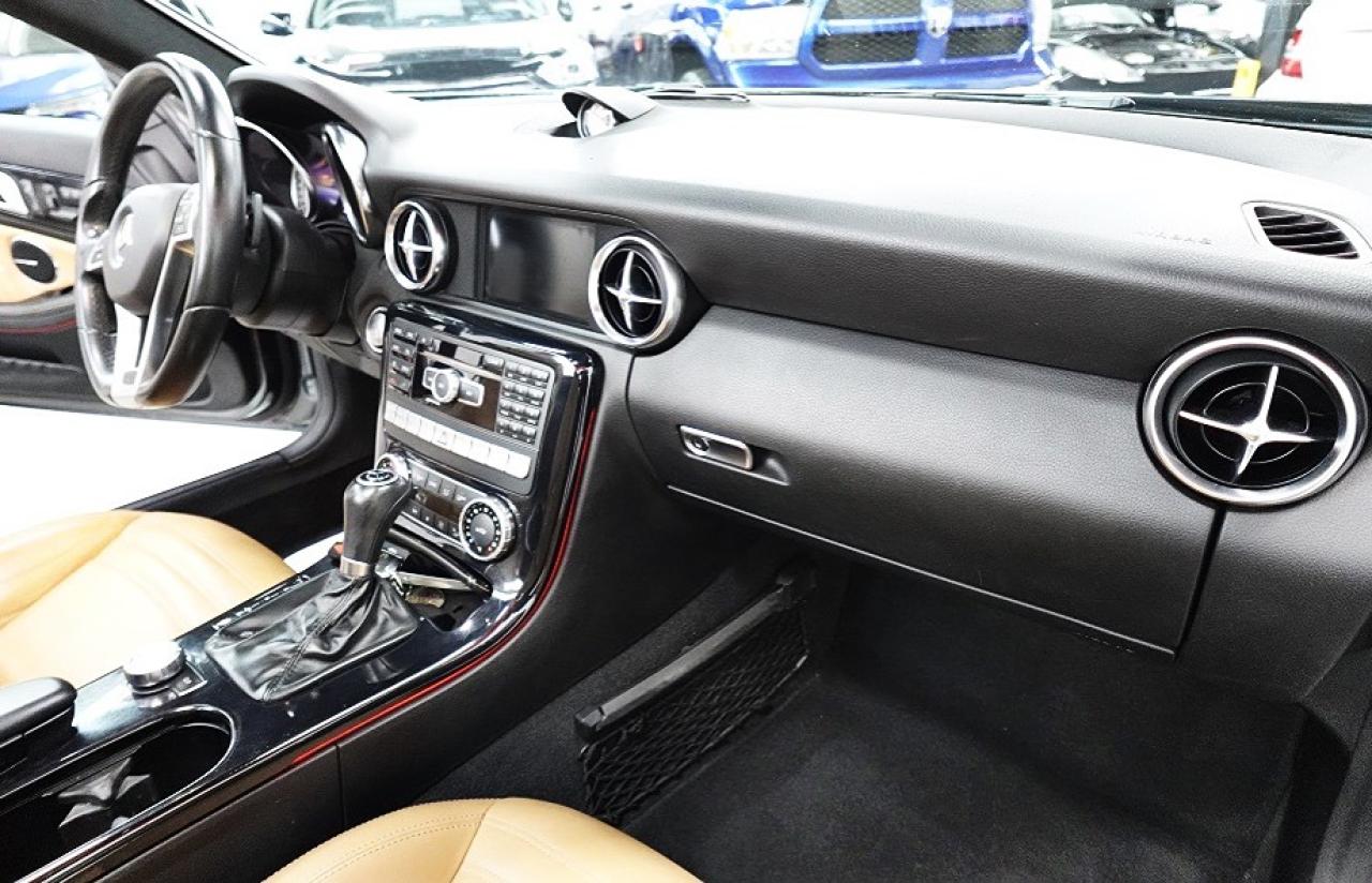 2015 Mercedes-Benz SLK ROADSTER, SLK 350 AMG PKG.NO ACCIDENT.ONE ONWER Photo