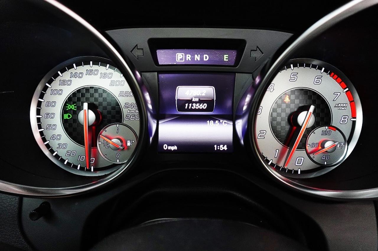 2015 Mercedes-Benz SLK ROADSTER, SLK 350 AMG PKG.NO ACCIDENT.ONE ONWER - Photo #29