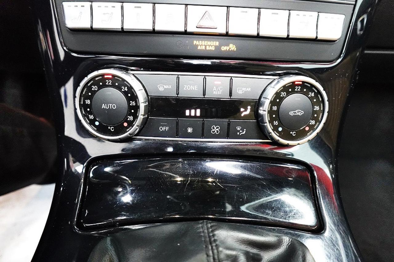 2015 Mercedes-Benz SLK ROADSTER, SLK 350 AMG PKG.NO ACCIDENT.ONE ONWER Photo