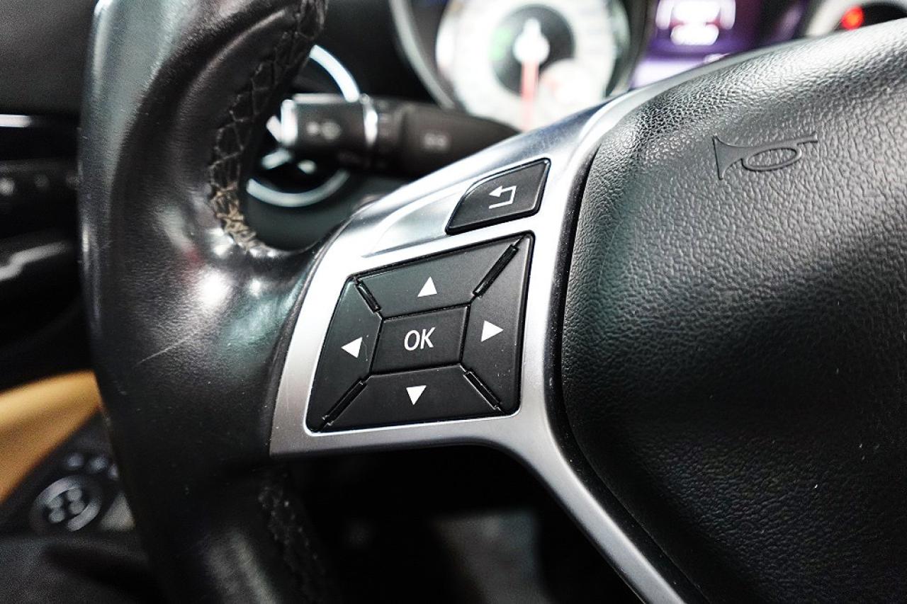 2015 Mercedes-Benz SLK ROADSTER, SLK 350 AMG PKG.NO ACCIDENT.ONE ONWER - Photo #30