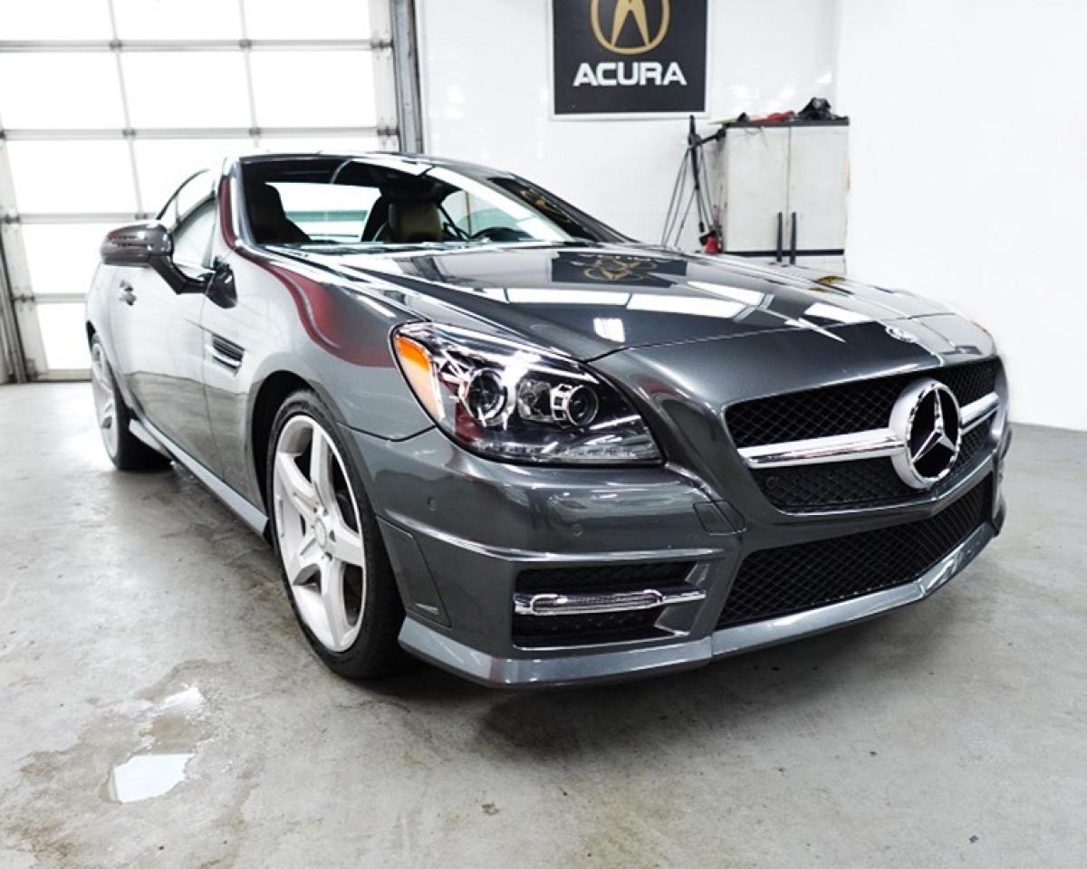 2015 Mercedes-Benz SLK ROADSTER, SLK 350 AMG PKG.NO ACCIDENT.ONE ONWER - Photo #36