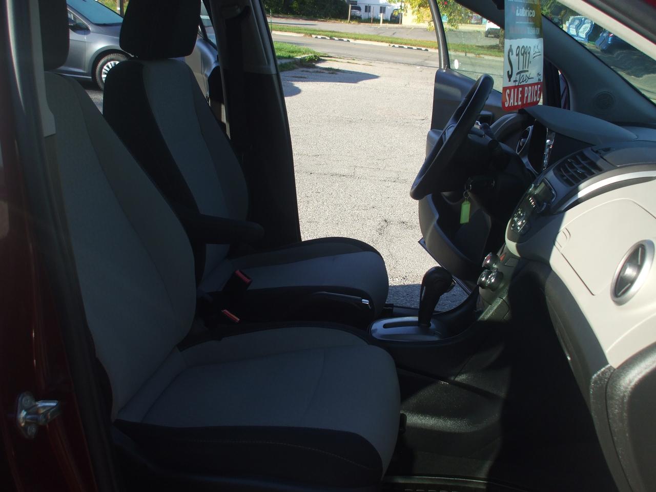 2016 Chevrolet Trax LS,Certified,Bluetooth,2 Set of Tires,Clean Carfax - Photo #13