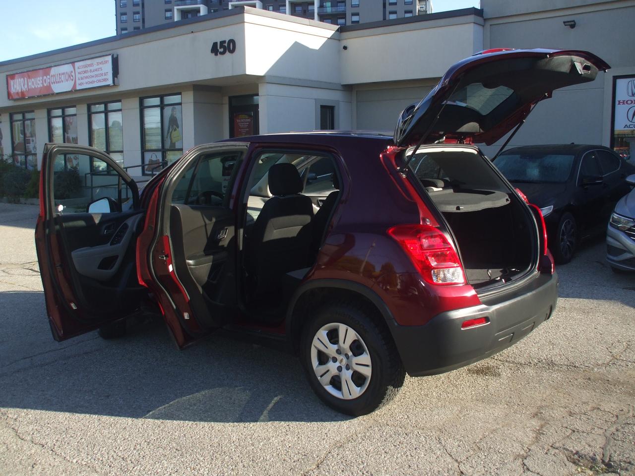2016 Chevrolet Trax LS,Certified,Bluetooth,2 Set of Tires,Clean Carfax - Photo #17