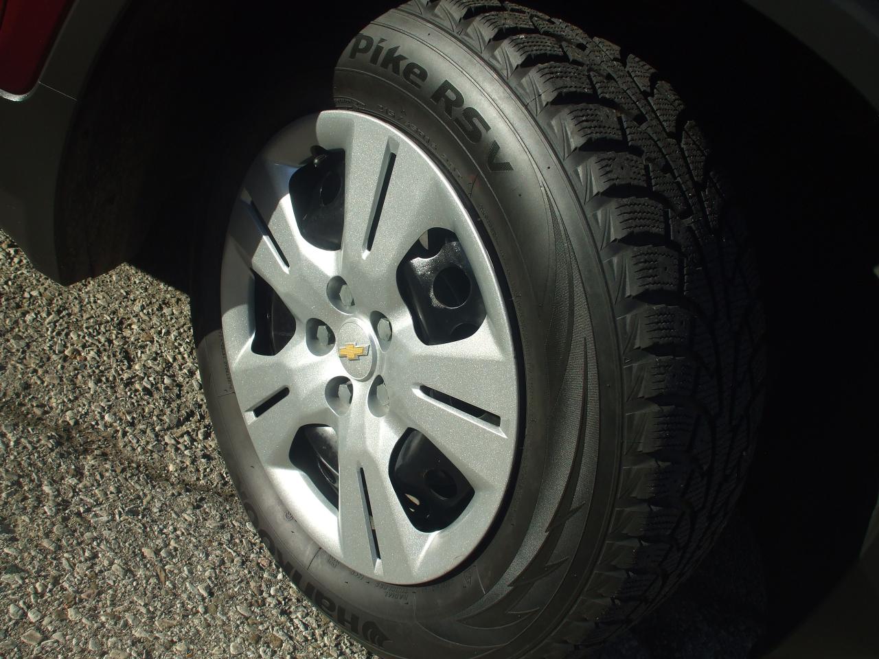 2016 Chevrolet Trax LS,Certified,Bluetooth,2 Set of Tires,Clean Carfax - Photo #24