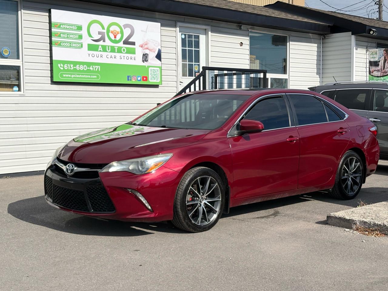 Used 2015 Toyota Camry XSE for sale in Ottawa, ON
