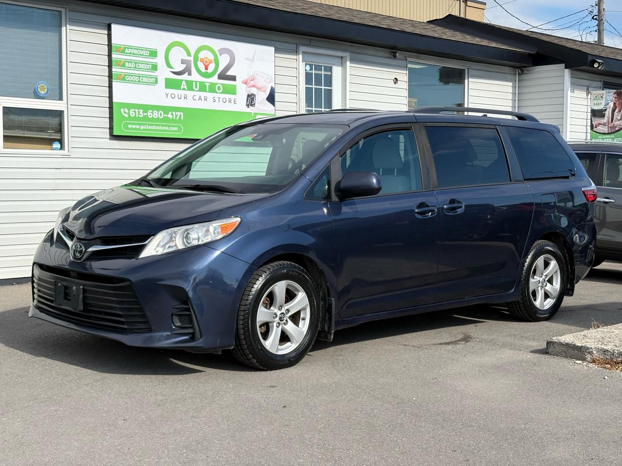 Used 2020 Toyota Sienna LE for sale in Ottawa, ON