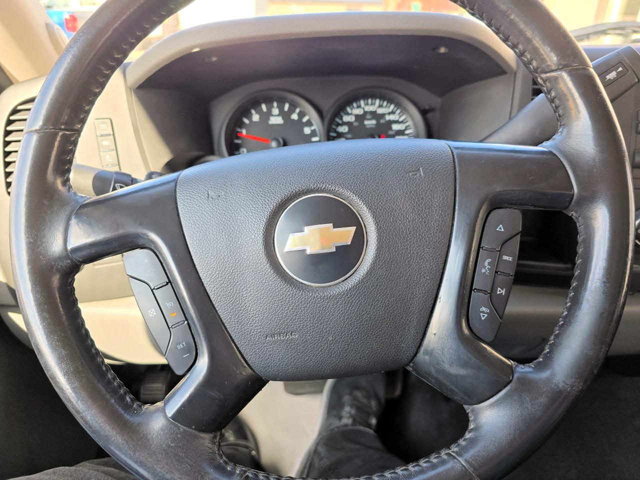 2013 Chevrolet Silverado 1500 LS EXT CAB - Photo #9