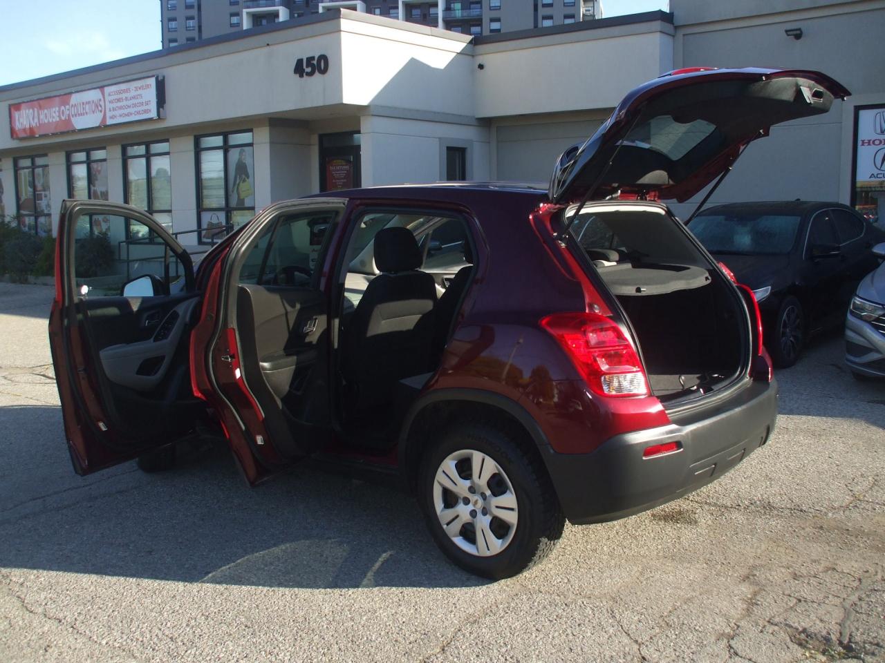 2016 Chevrolet Trax LS,Certified,Bluetooth,2 Set of Tires,Clean Carfax