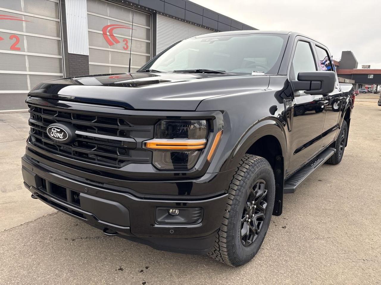 2025 Ford F-150 XLT 5.5' Box 302A Photo1