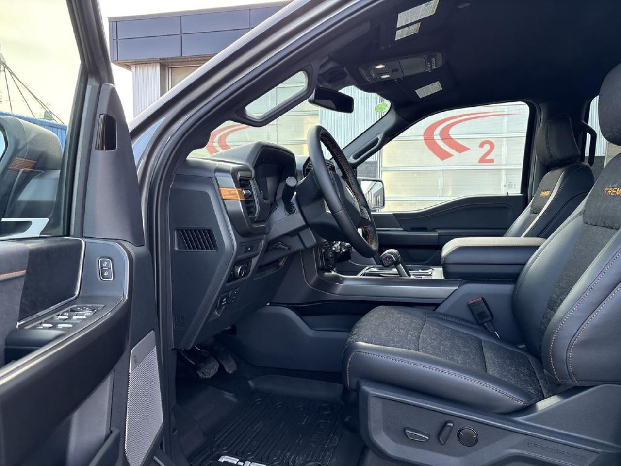 2025 Ford F-150 TREMOR 5.5' Box 401A Photo5