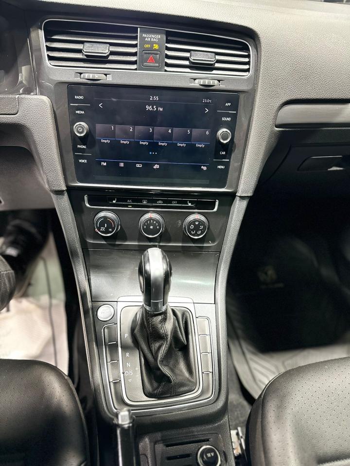 2018 Volkswagen Golf TRENDLINE - Photo #15