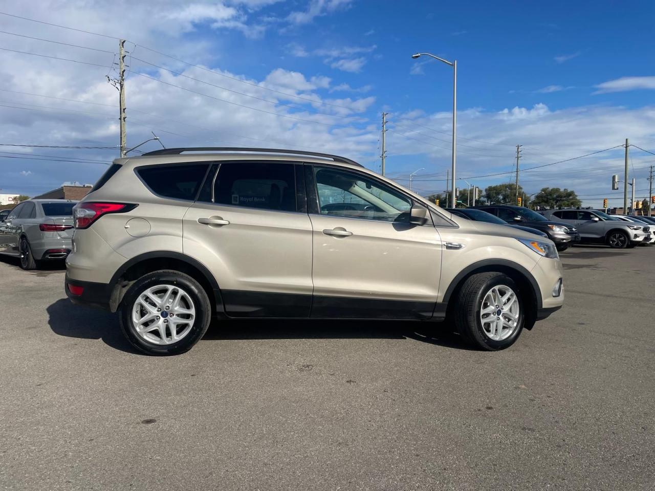 2018 Ford Escape AWD NO ACCIDENT 2.0L ENGINE SAFETY CERTIFIED B-T - Photo #8