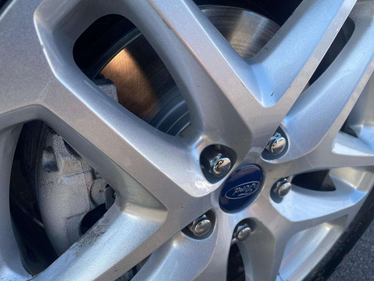 2018 Ford Escape AWD NO ACCIDENT 2.0L ENGINE SAFETY CERTIFIED B-T - Photo #10
