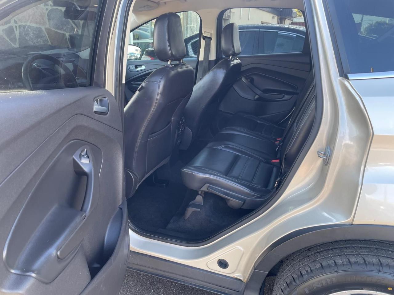2018 Ford Escape AWD NO ACCIDENT 2.0L ENGINE SAFETY CERTIFIED B-T - Photo #12