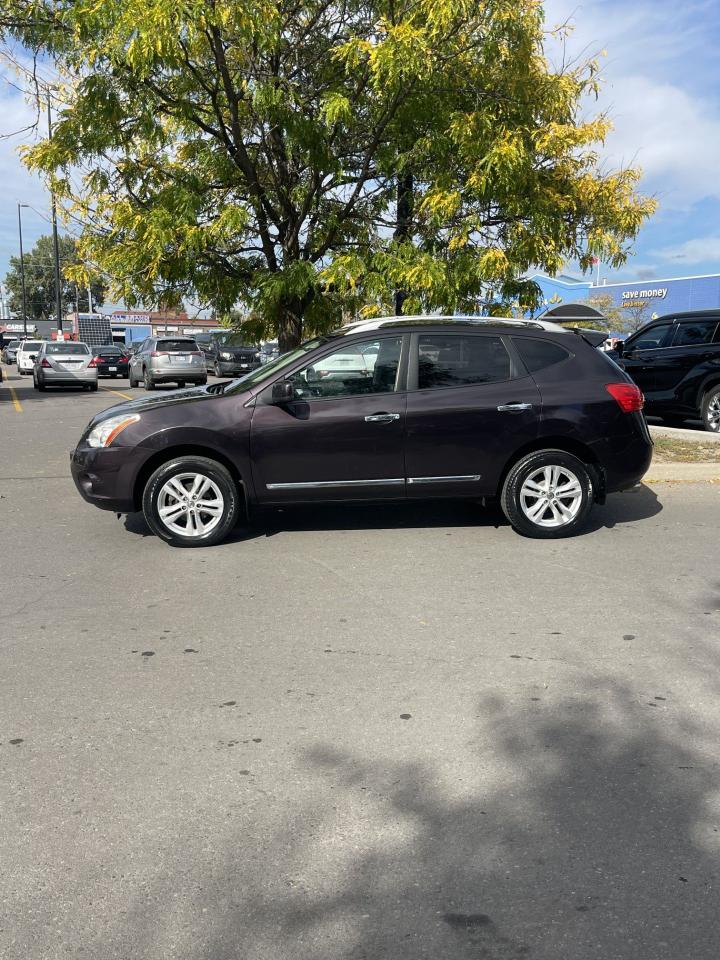 2012 Nissan Rogue SV   ALL WHEEL DRIVE - Photo #2