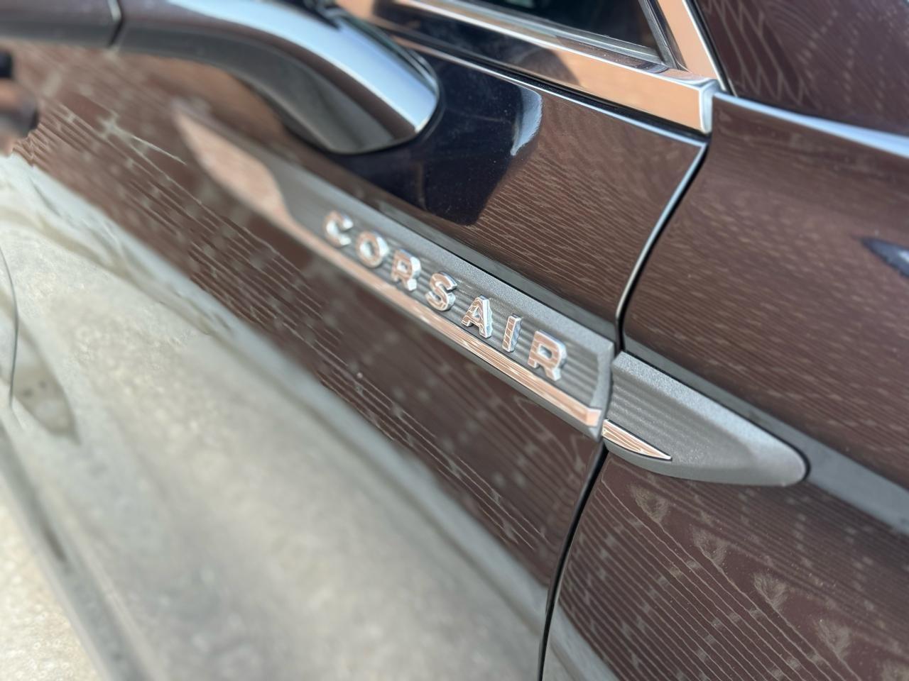 2021 Lincoln Corsair Standard - Photo #4