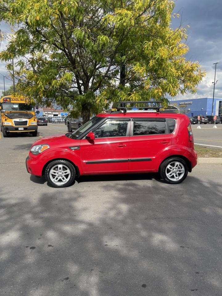 2011 Kia Soul 2U - Photo #2