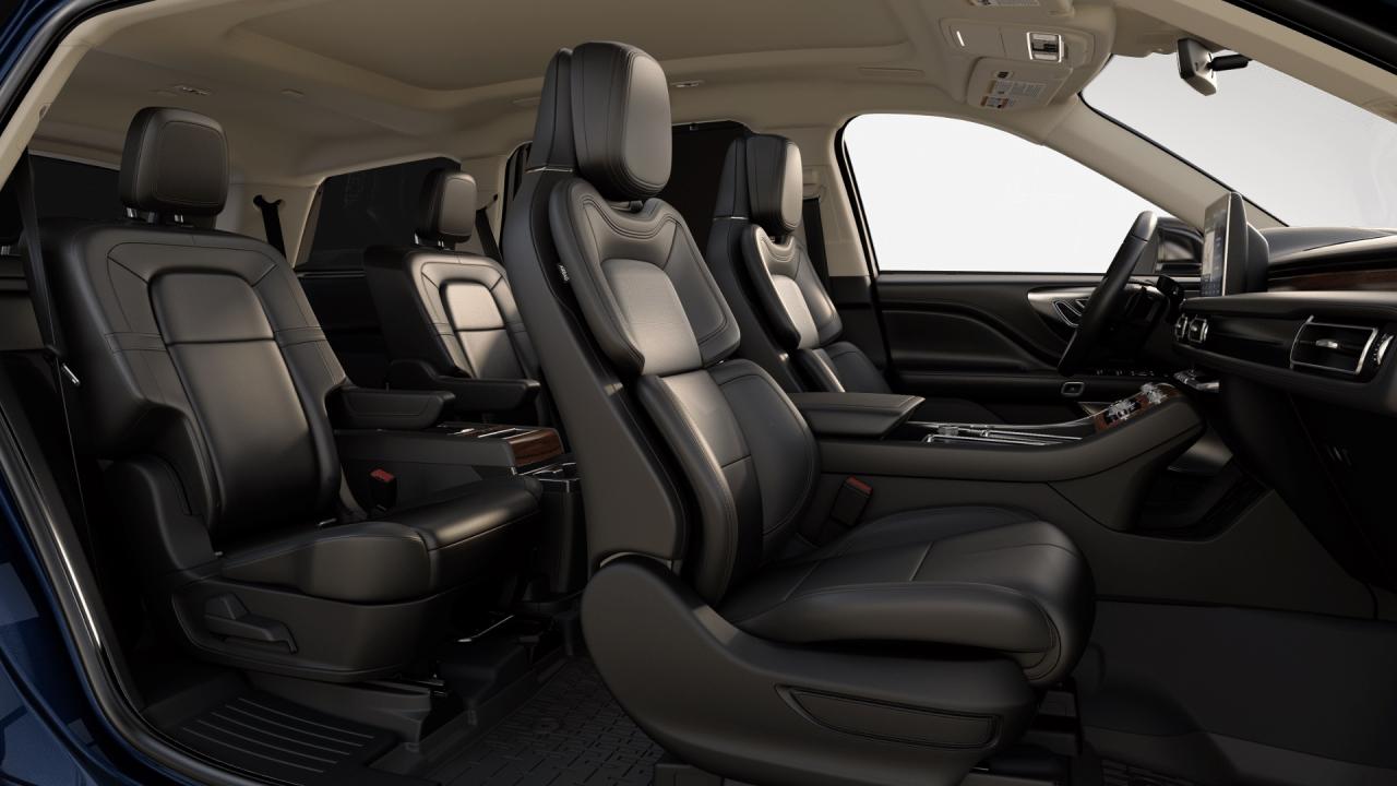 2023 Lincoln Aviator Reserve Photo5