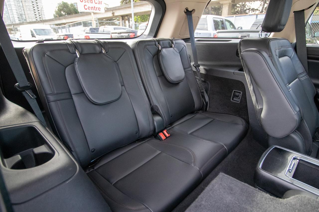 2023 Lincoln Aviator Reserve AWD Photo5