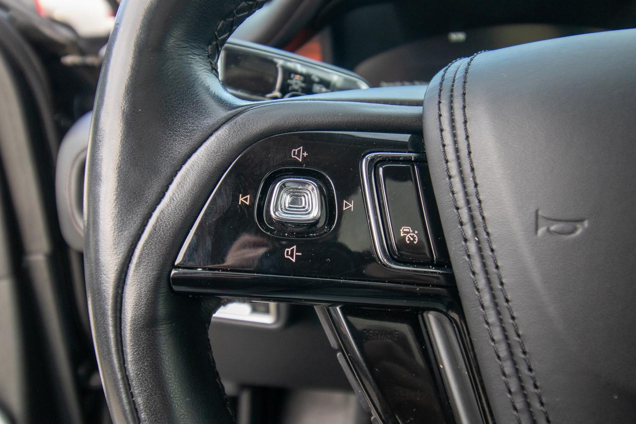 2023 Lincoln Aviator Reserve AWD Photo5