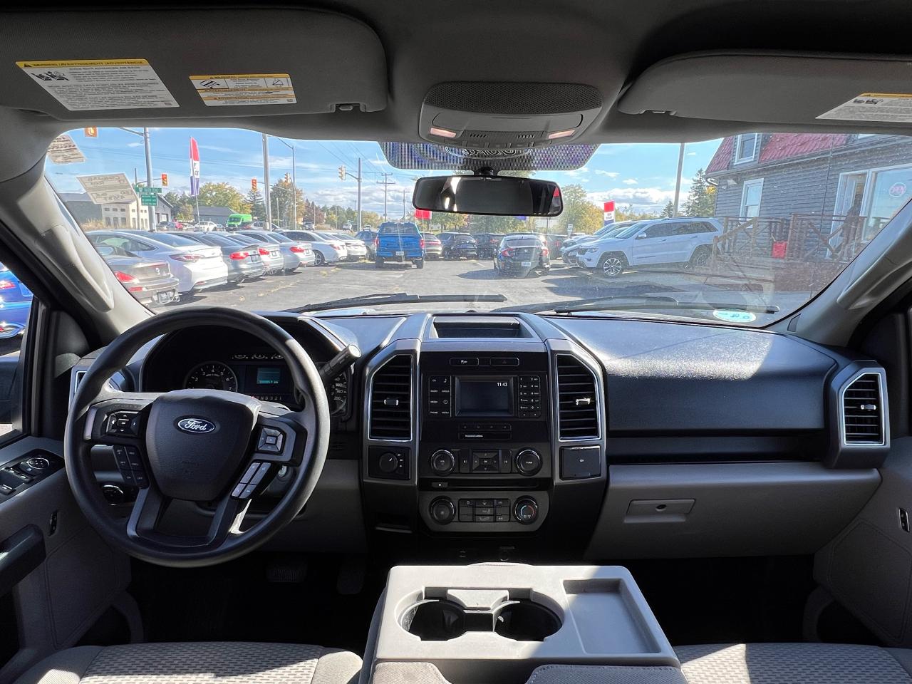 2017 Ford F-150 4WD SuperCrew 145" XLT 3.5L Photo15