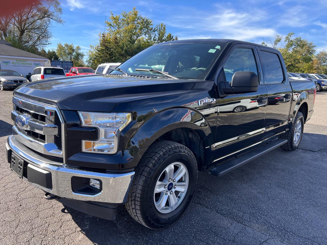 2017 Ford F-150 4WD SuperCrew 145" XLT 3.5L Photo7
