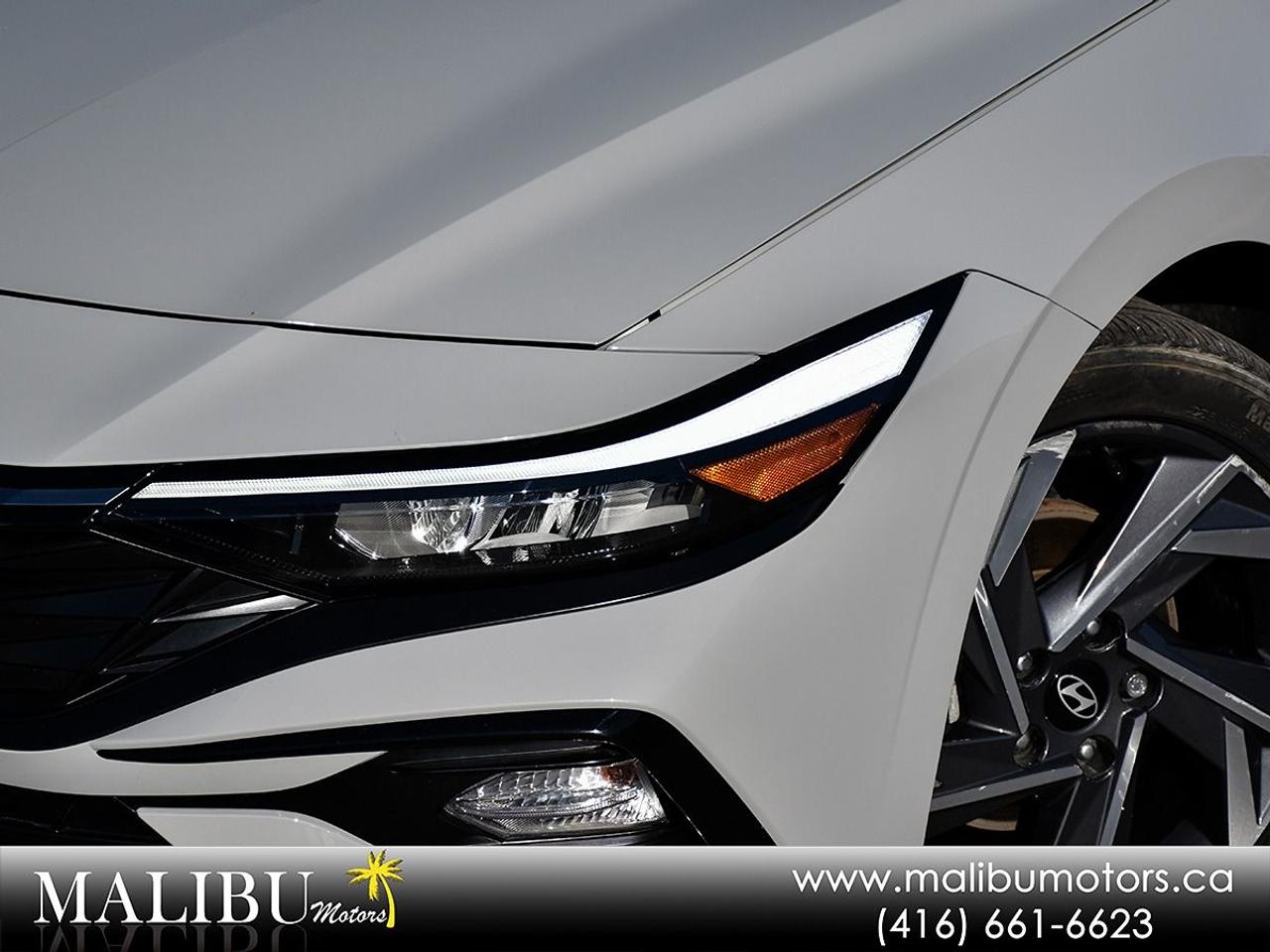 2025 Hyundai Elantra Luxury Photo