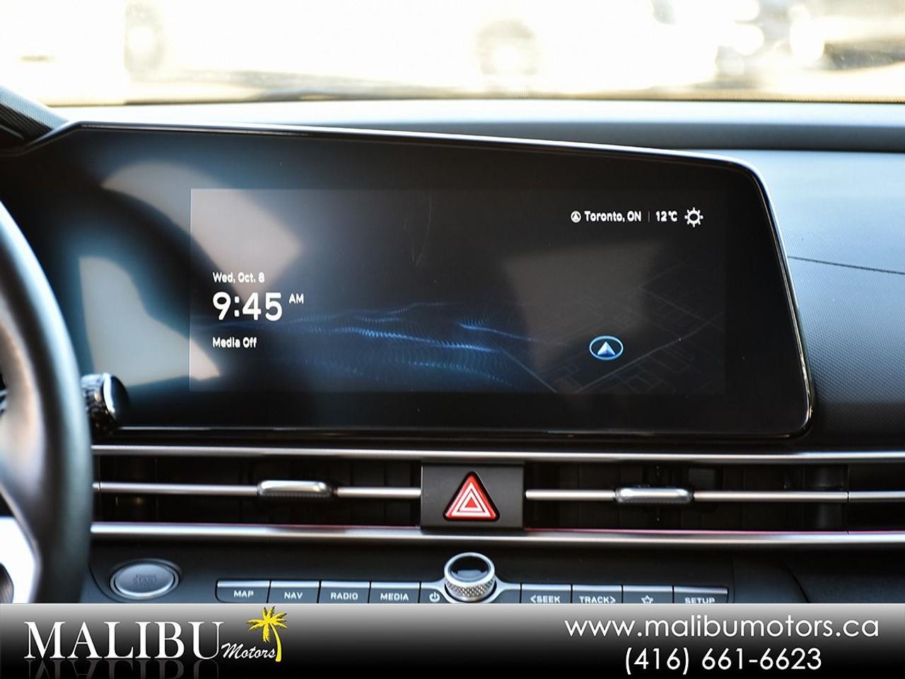 2025 Hyundai Elantra Luxury Photo