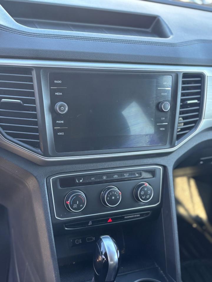 2018 Volkswagen Atlas TRENDLINE - Photo #6