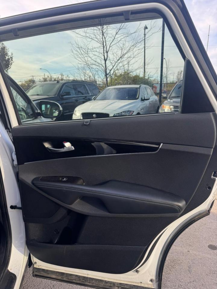 2018 Kia Sorento EX Turbo - Photo #19