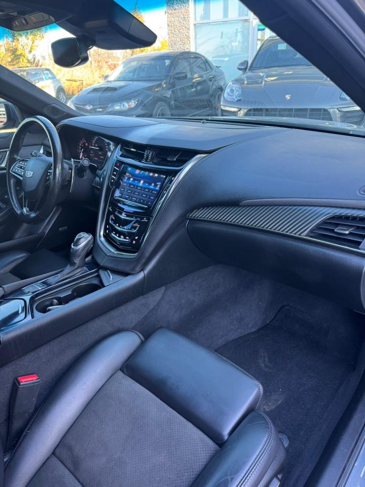 2017 Cadillac CTS 4dr Sdn 3.6L Luxury AWD - Photo #4