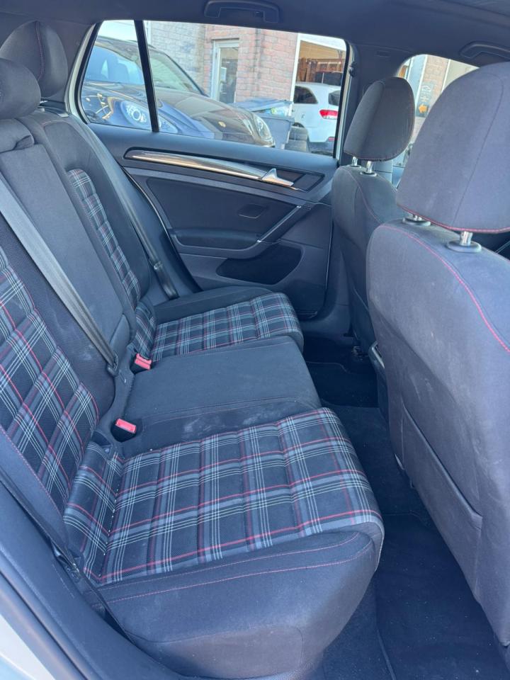 2015 Volkswagen Golf Performance - Photo #6