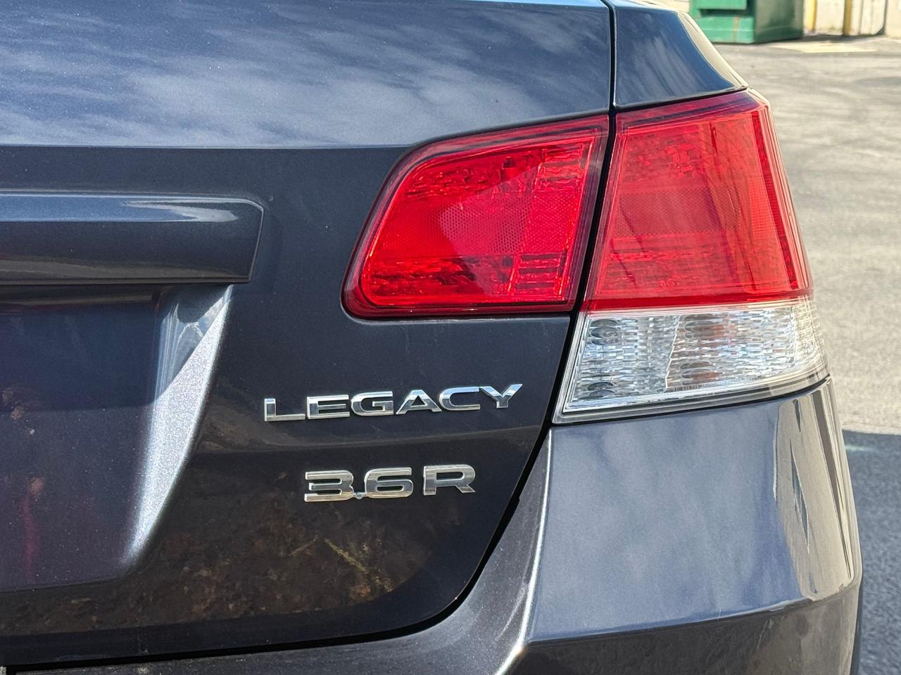 2013 Subaru Legacy 3.6R Limited AWD *SAFETY INCL*CLEAN CARFAX*AWD* - Photo #7