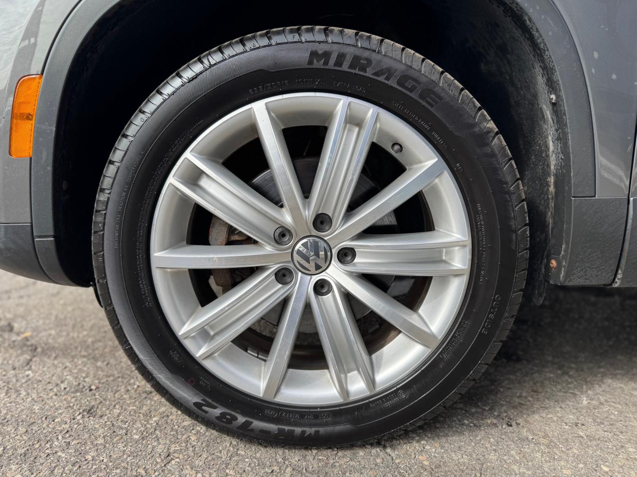 2016 Volkswagen Tiguan Highline Leather | Sunroof | Fender Sound | Apple Car Play | Android Auto | Backup Camera Photo