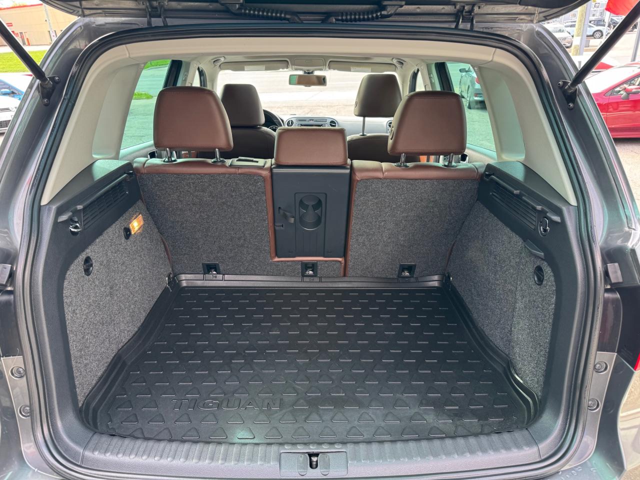 2016 Volkswagen Tiguan Highline Leather | Sunroof | Fender Sound | Apple Car Play | Android Auto | Backup Camera Photo