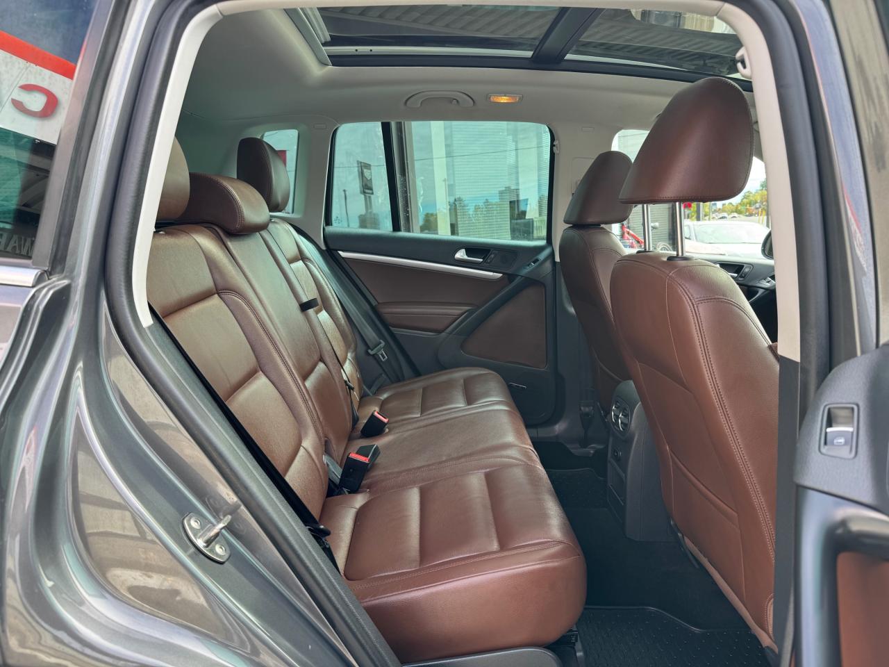 2016 Volkswagen Tiguan Highline Leather | Sunroof | Fender Sound | Apple Car Play | Android Auto | Backup Camera Photo