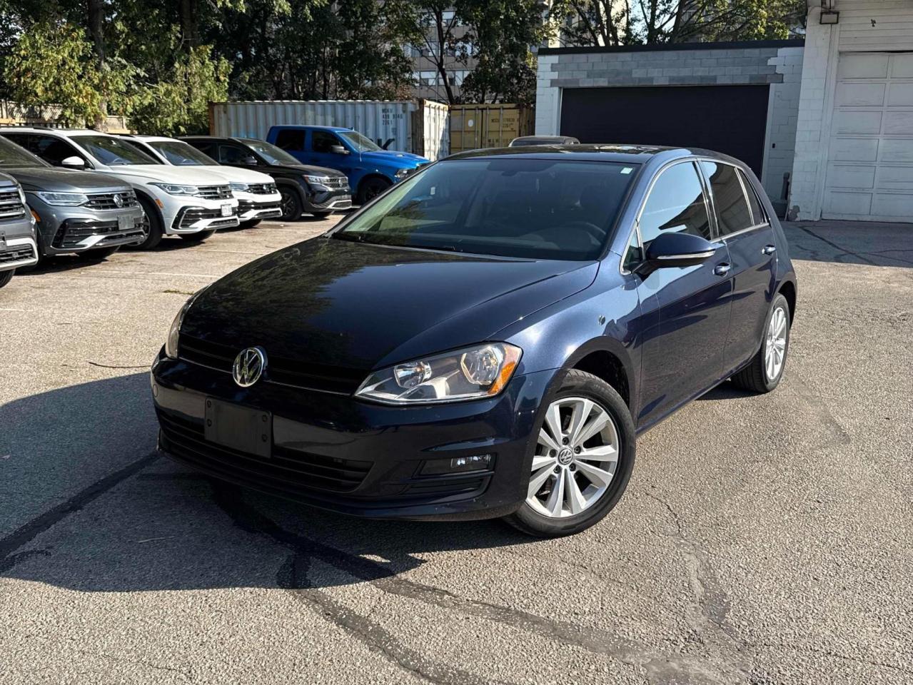 Used 2017 Volkswagen Golf 1.8 TSI Comfortline Leather | Sunroof | Backup Camera |  Apple Car Play | Android Auto for sale in Waterloo, ON