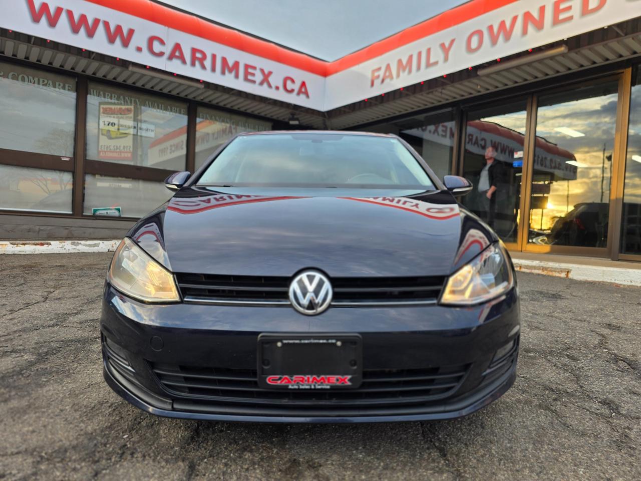 2017 Volkswagen Golf 1.8 TSI Comfortline Leather | Sunroof |BSM | Backup Camera |  Apple Car Play | Android Auto Photo