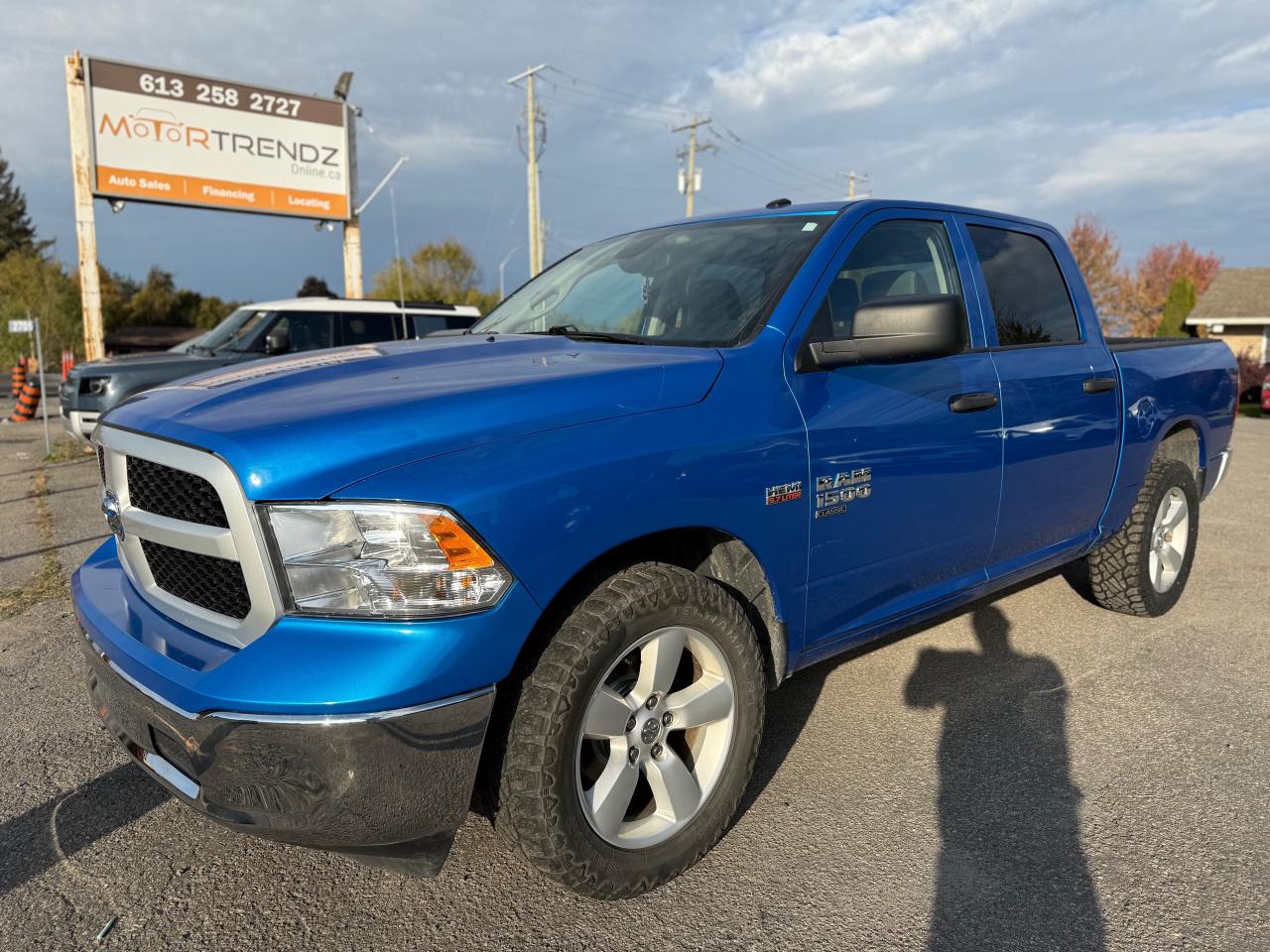 Used 2023 RAM 1500 Classic SLT Hemi! for sale in Kemptville, ON